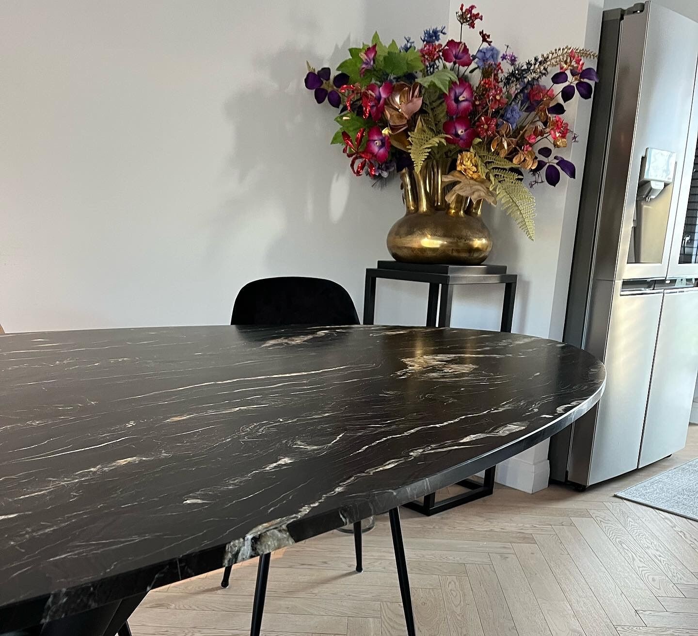 Maatwerk tafel van natuursteen